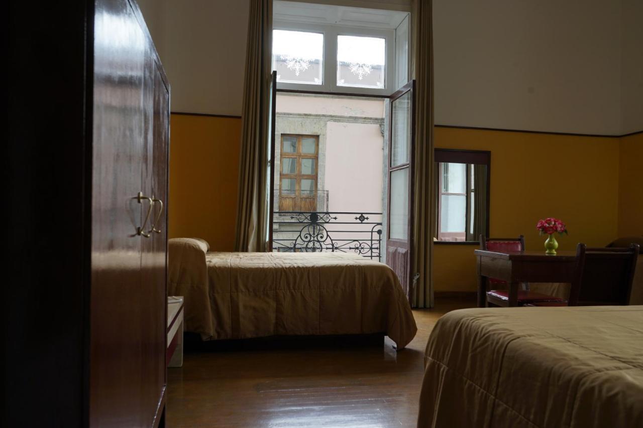 Isabel 3* Mexiko-Stadt